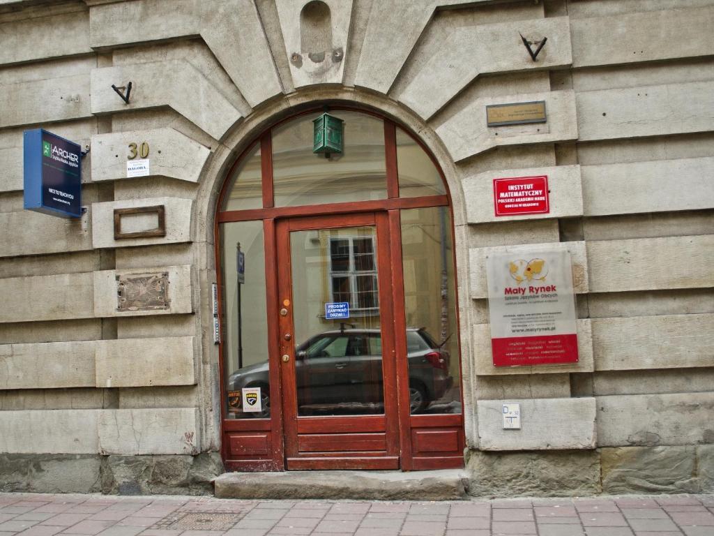 Tramp Aparthostel Krasków Εξωτερικό φωτογραφία
