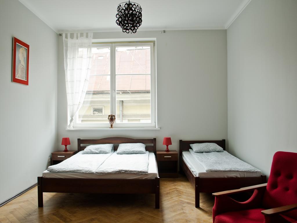 Tramp Aparthostel Krasków Εξωτερικό φωτογραφία